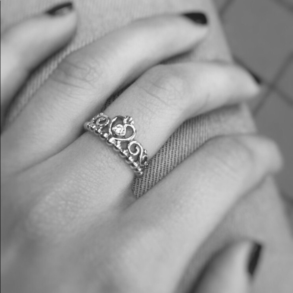 Pandora princess ring